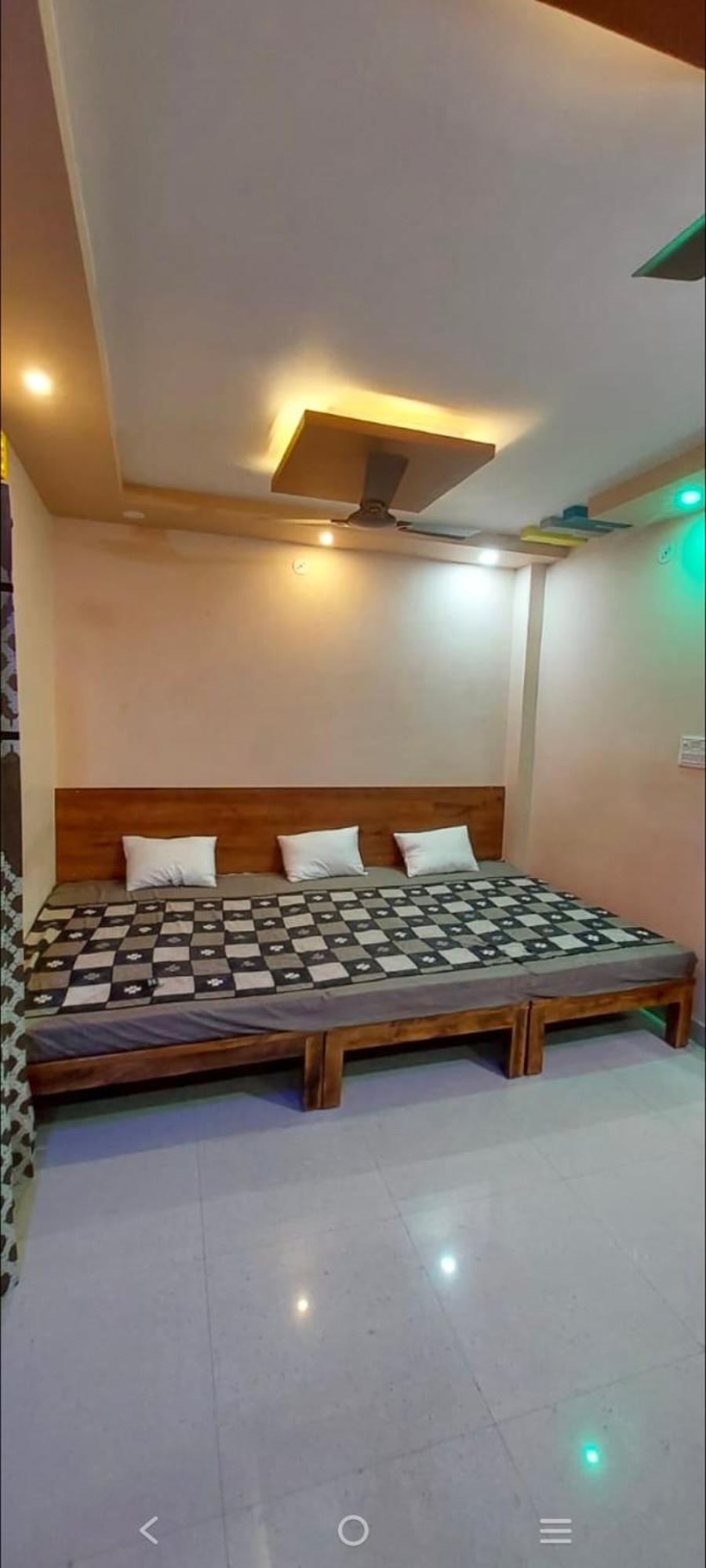 Anant Home Stay 乌贾因 外观 照片