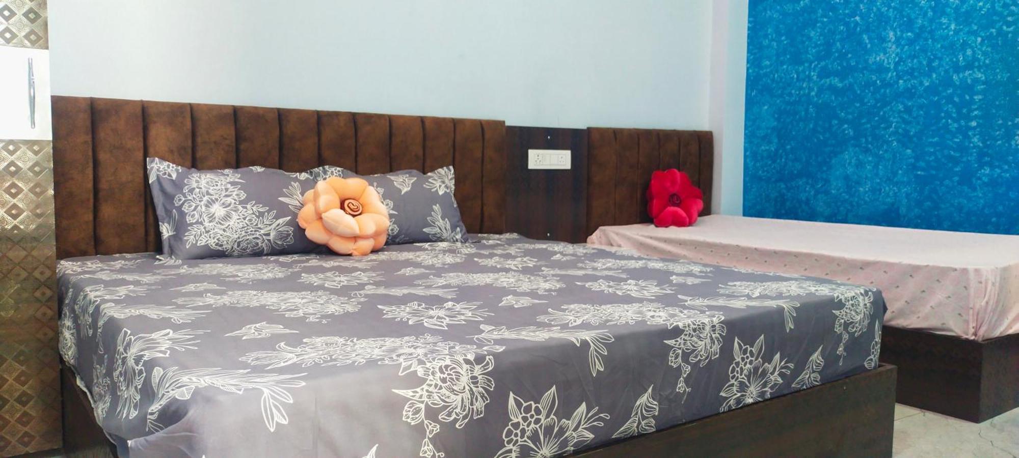 Anant Home Stay 乌贾因 外观 照片
